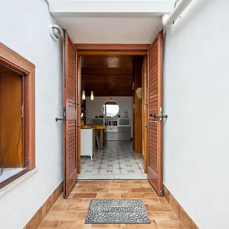 Guesthost - Naxos Charming Penthouse With Swimming Pool X6 Appartement