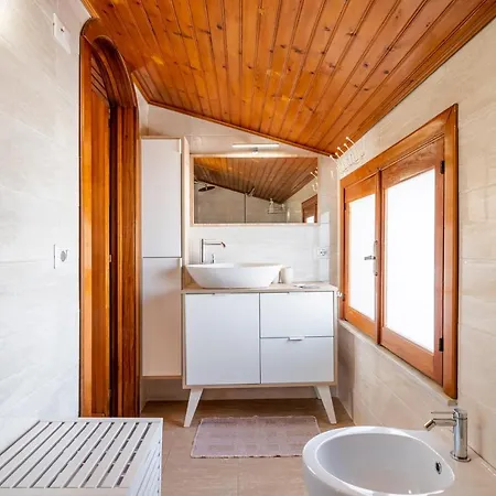 Guesthost - Naxos Charming Penthouse With Swimming Pool X6 Appartement Giardini-Naxos